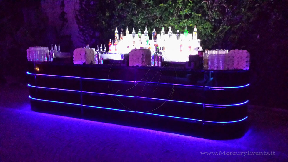 Black MIrror Bar | Bar Luminoso Specchiato Nero | Castello della Crescenza | Mercury Events| 02