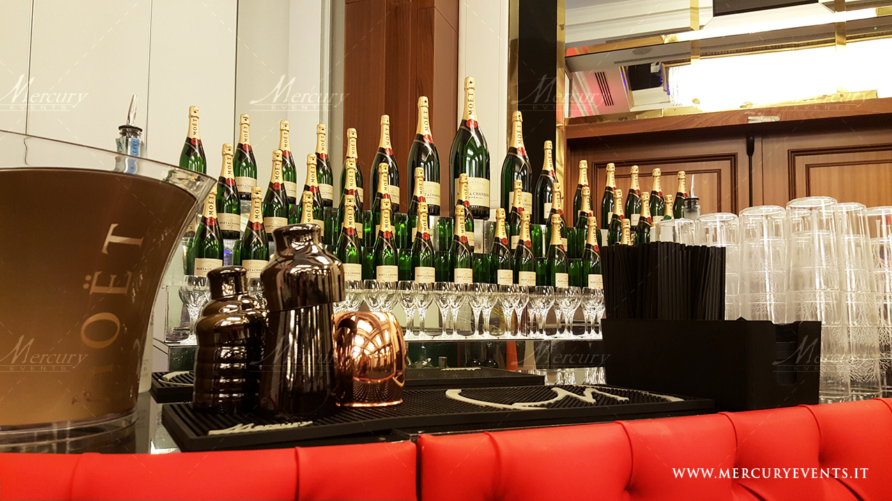 open_bar_catering_juventus_compleanno_alessandro_martorana_red_chesterfield_hotel_melia_milano6 Compleanno Alessandro Martorana